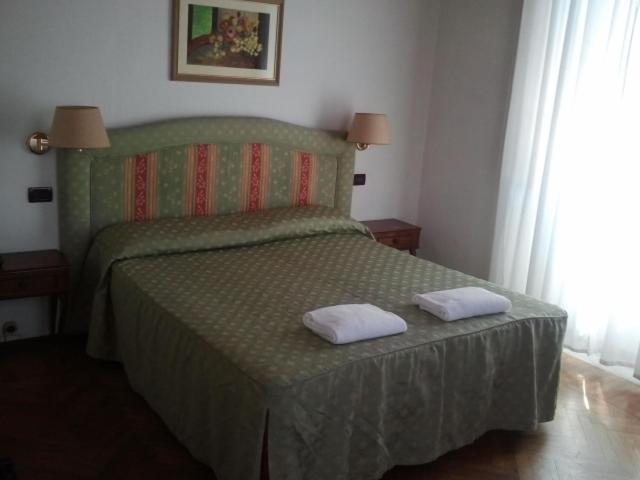 Hotel Ely Viareggio Zimmer foto